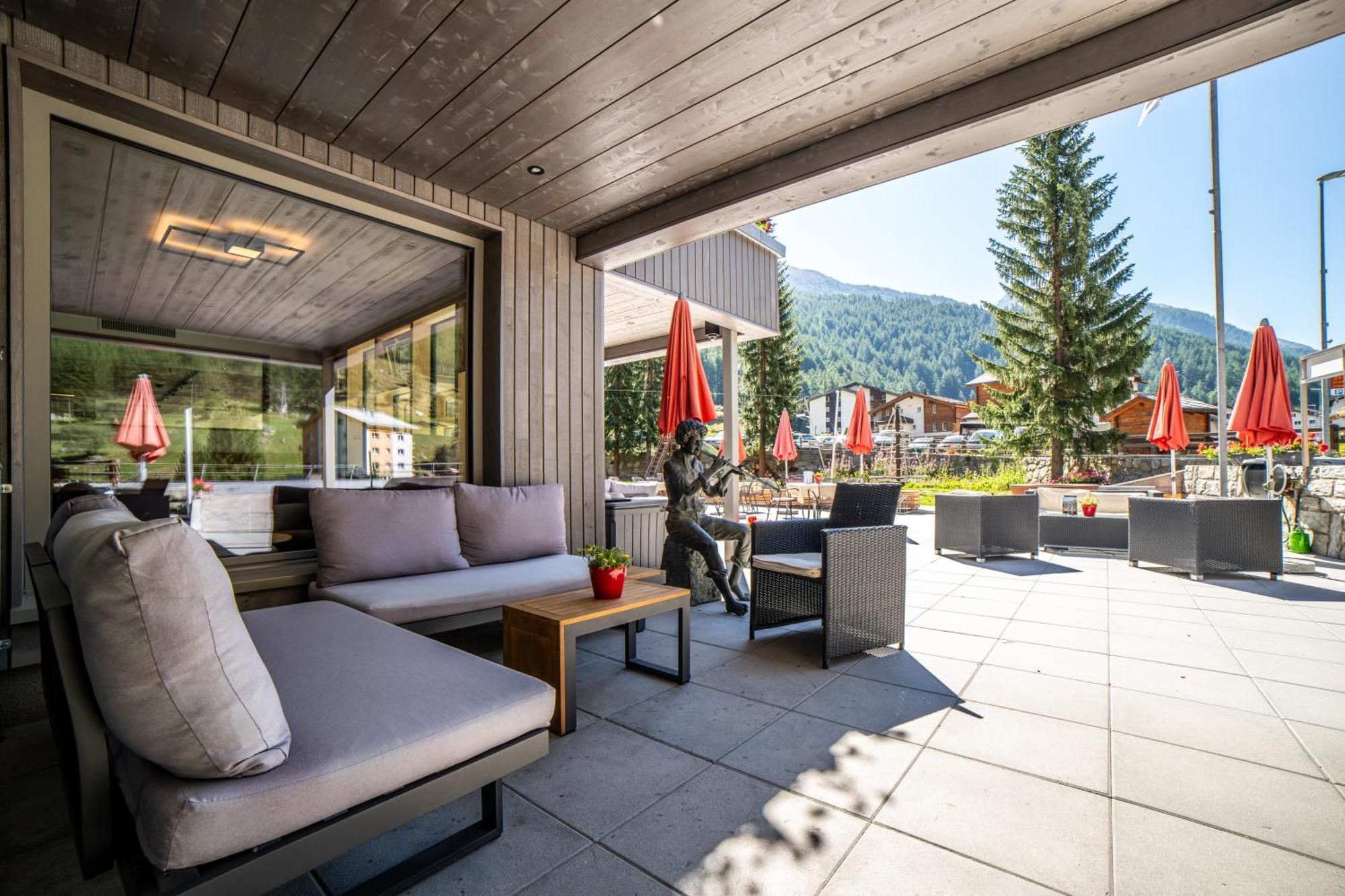 Hotel Kristall Saas-Almagell Exterior photo